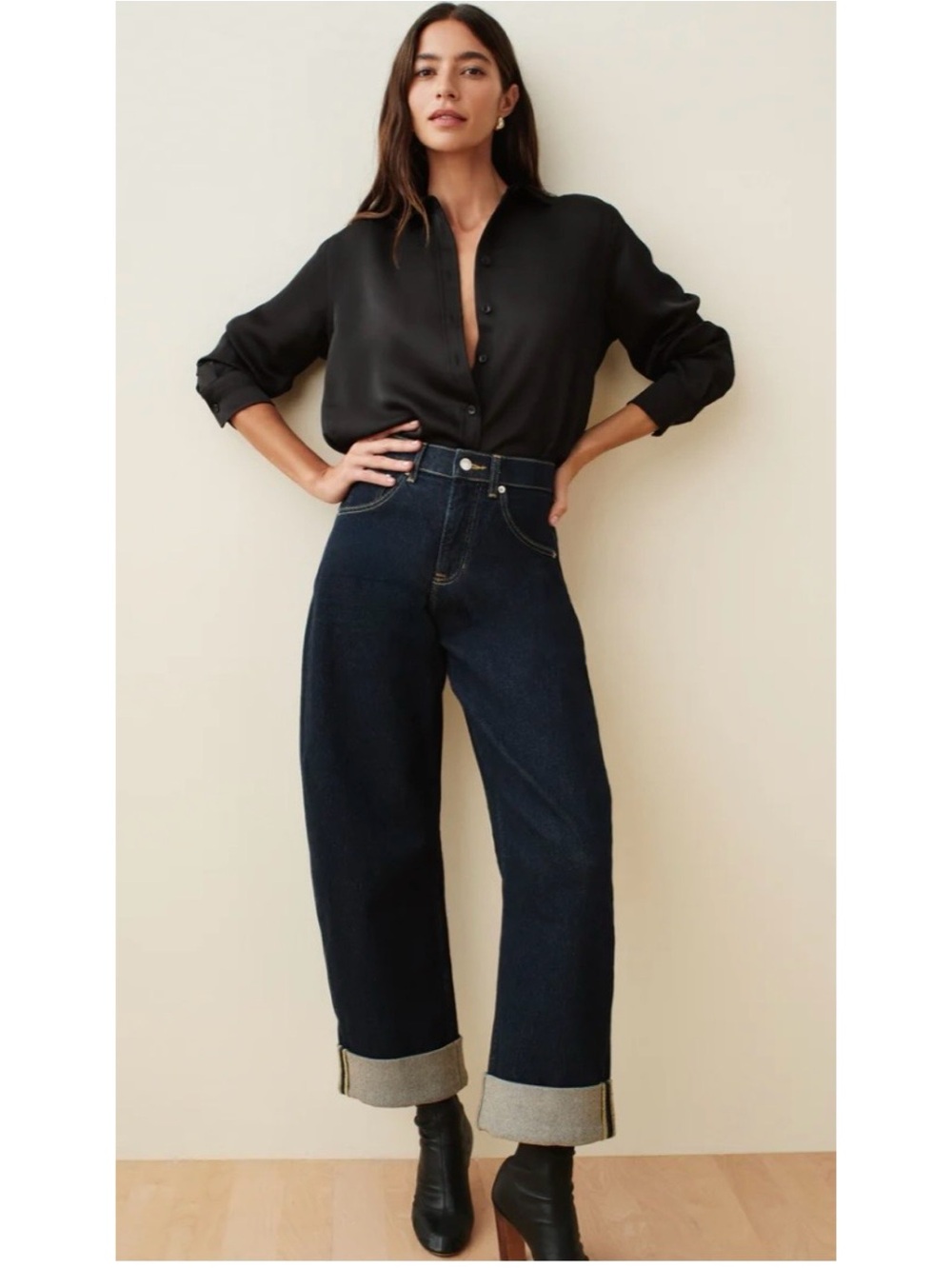 ‼️SPANX‼️Cuffed Horseshoe Jeans, Small